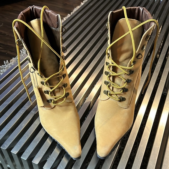 Steve Madden timberland style high heels. Sold without the timberland tag. - Picture 16 of 17